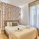 Modern Apartment 2 Bedrooms Center Of Paris
